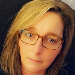 Meet your Posher, Deana